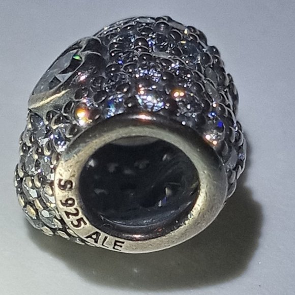 Pandora CZ encrusted heart charm - Picture 5 of 7